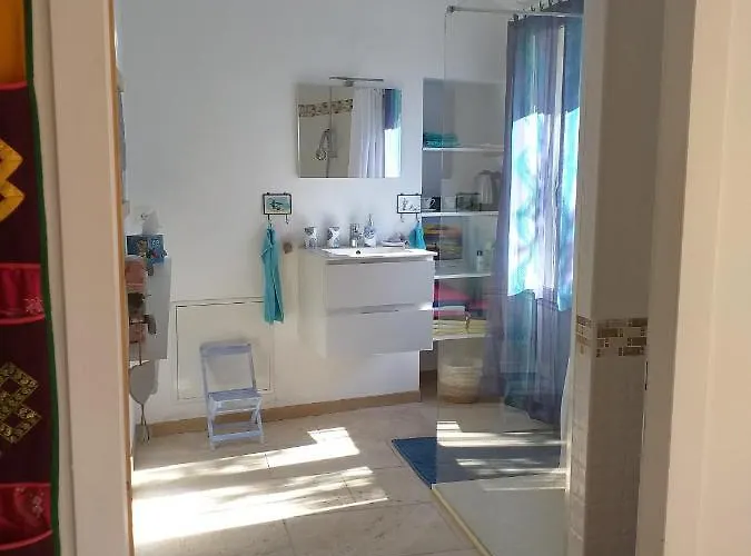 Проживание в семье La Maison D Annick Лодев